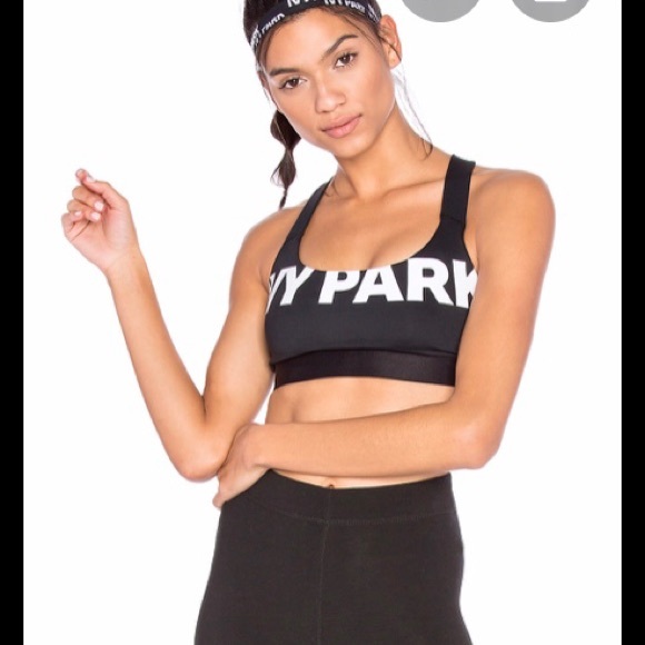 IVY PARK Other - Ivy Park Sports Bra